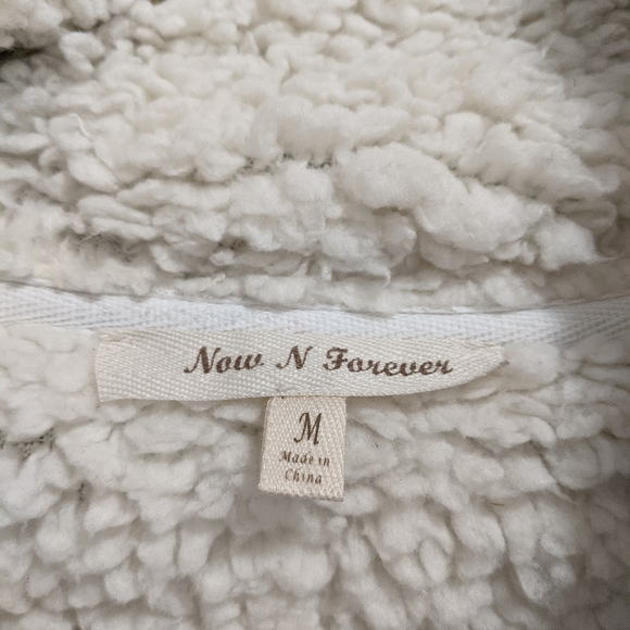 Pullover jacket - Picture 2 of 2